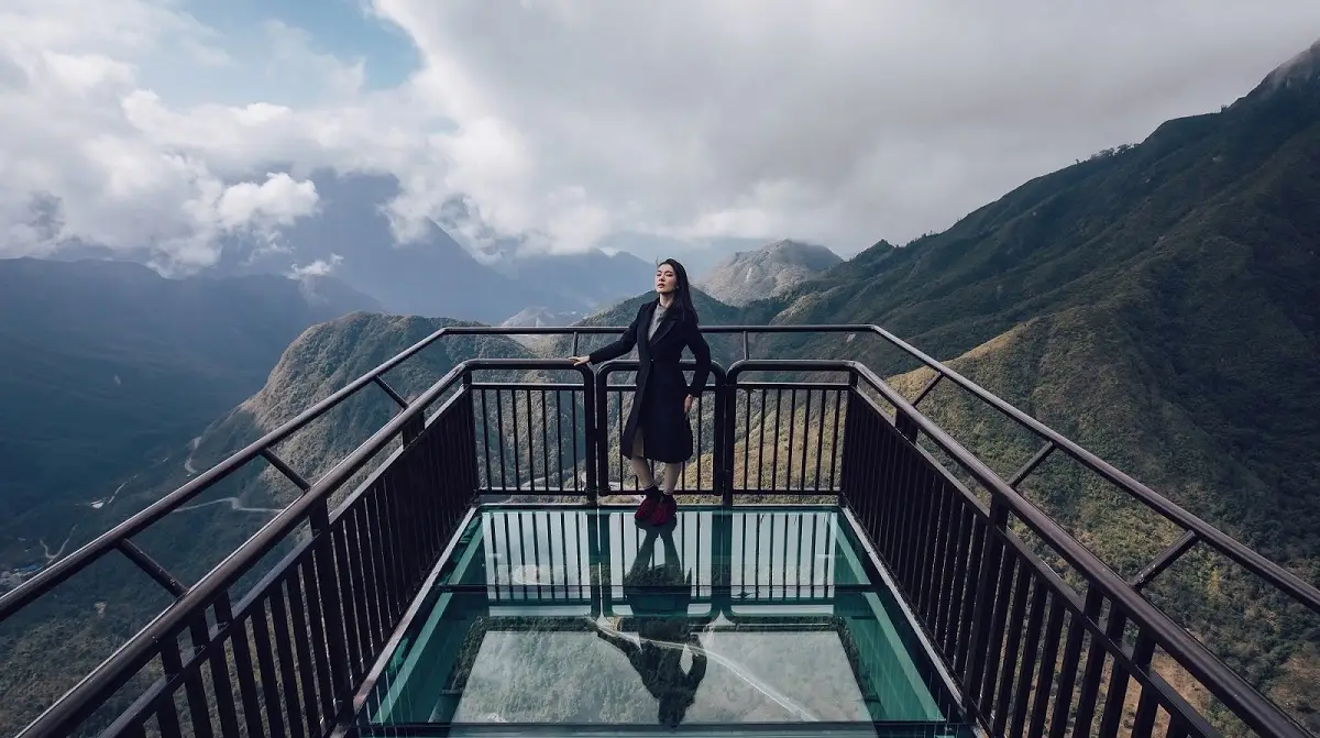 pont en verre sapa