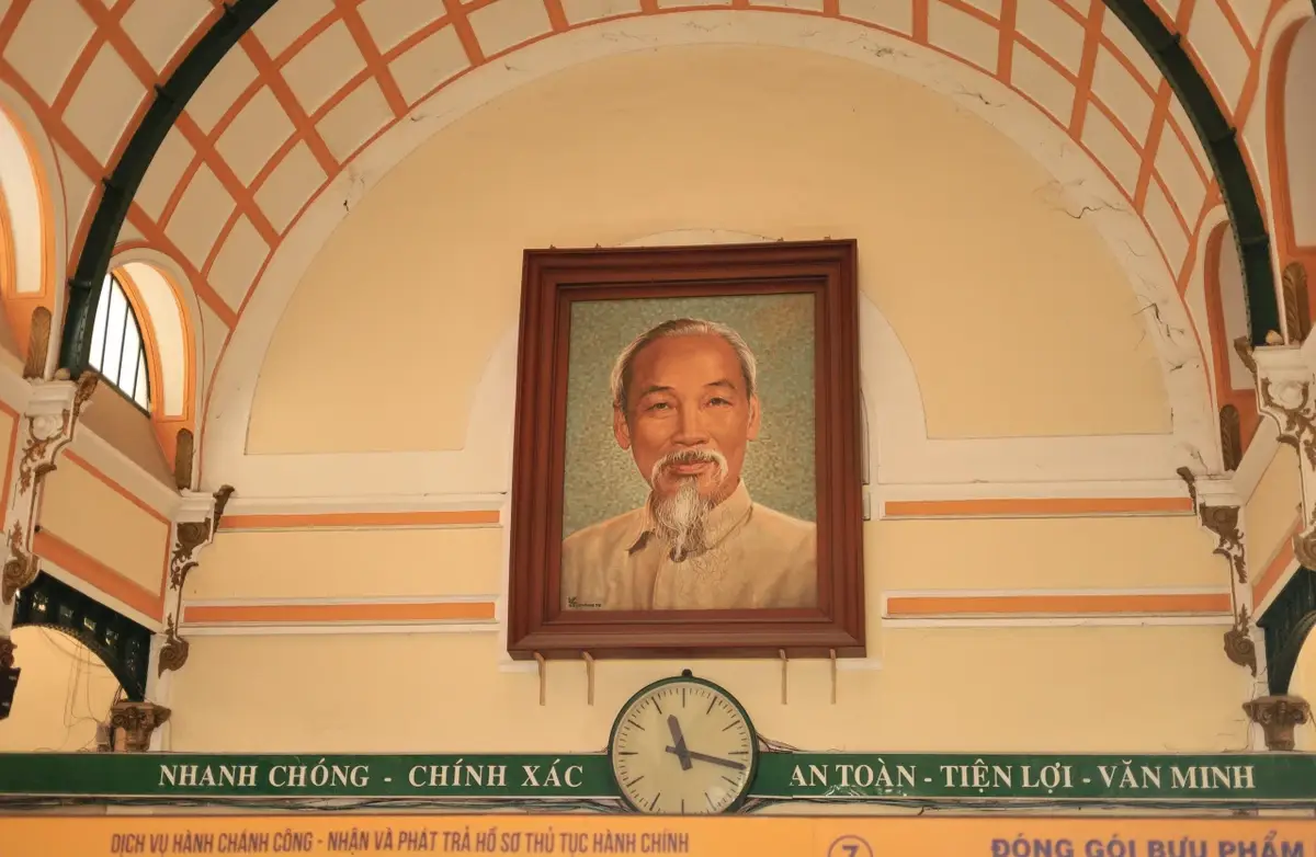 saigon central post office ho chi minh picture