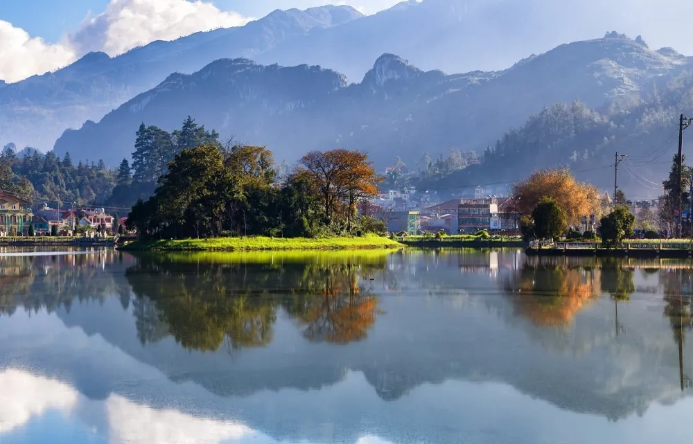 must see sapa town in vietnam