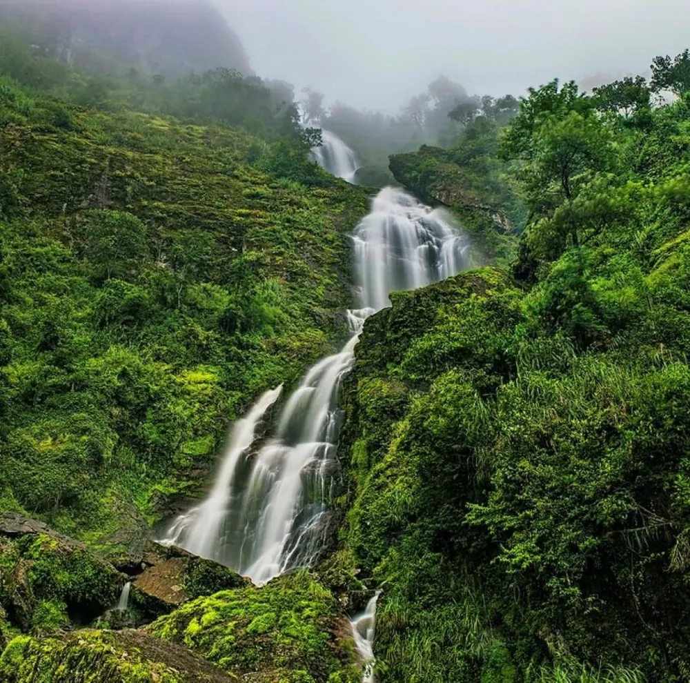 sapa silver waterfalls to visit