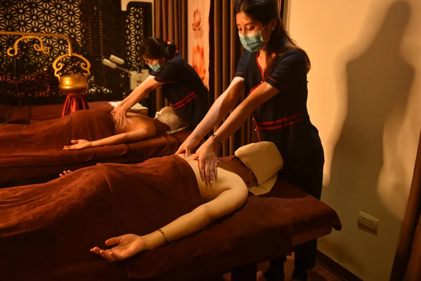 spa massage in hanoi old quarter estheva