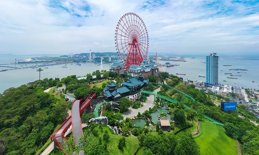 best city to visit in Vietnam Ha Long