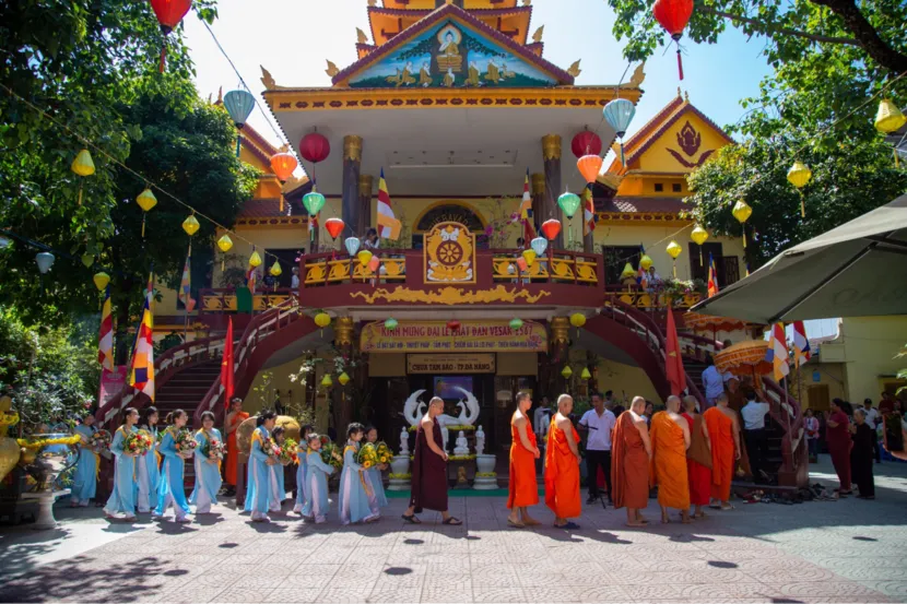 tam bao theravada tempio da nang