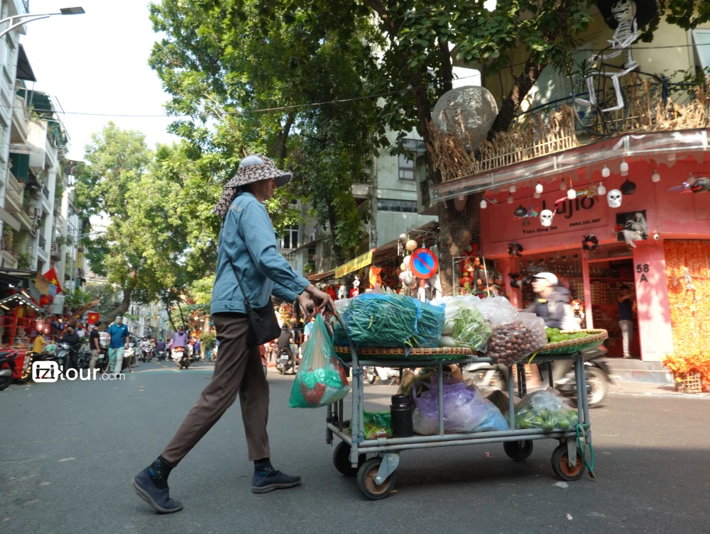 Everyday life on the streets of Hanoi in November