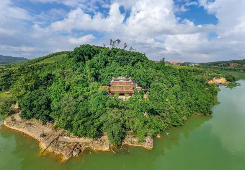 attractions à hue hon chen