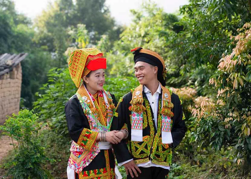 the lifestyle of dzao ethnic people in mau son mountain