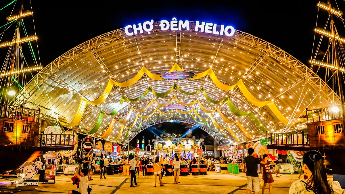 things to do in da nang at night helio market