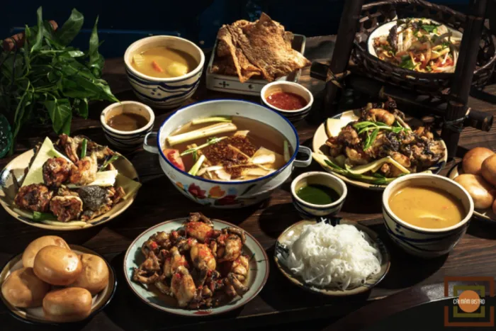 Migliori ristoranti vietnamiti ad Hanoi cai mam bistro