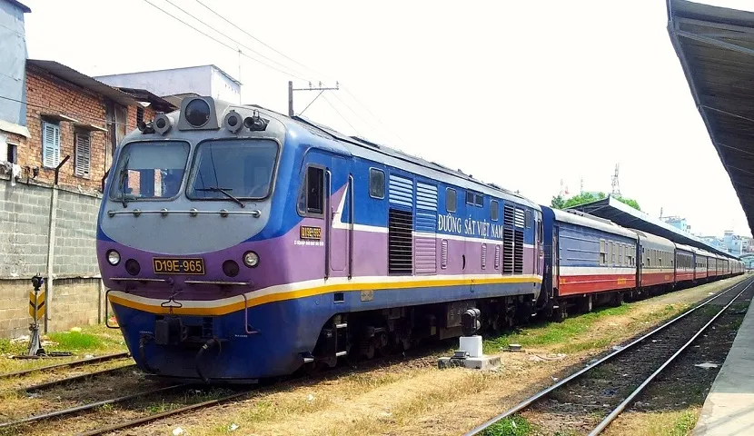 comment se rendre a ninh binh en train