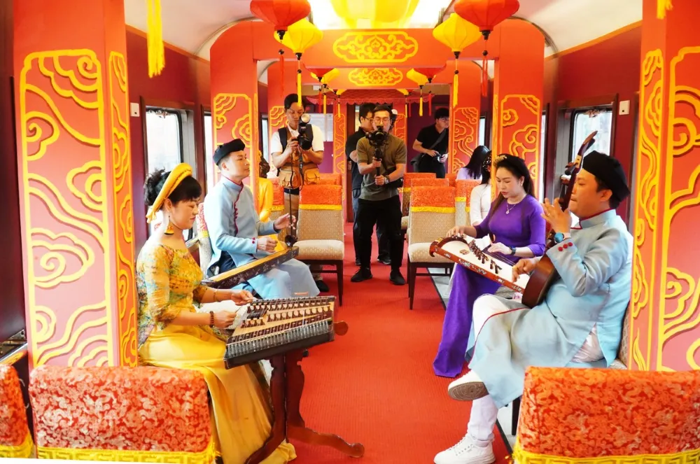 Tren del patrimonio del centro de Vietnam