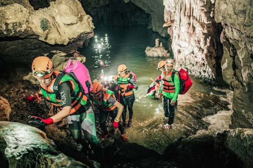 trekking in tu lan cave system vietnam