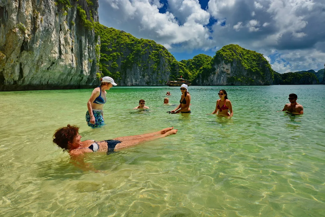 lan ha bay vietnam in july