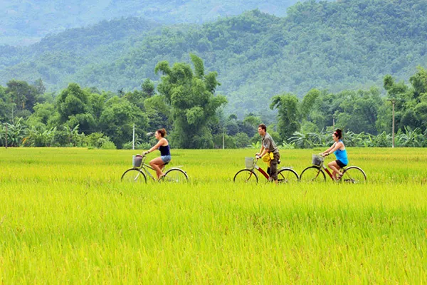 vietnam tourist places mai chau