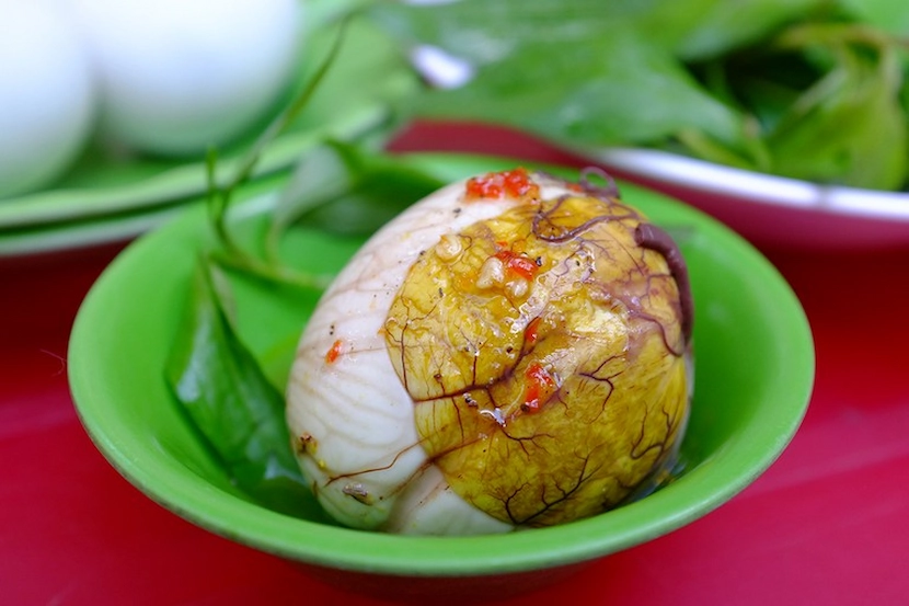 balut egg