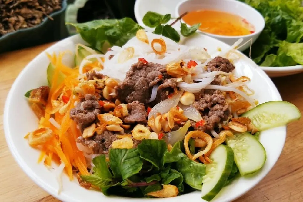 Insalata con vermicelli