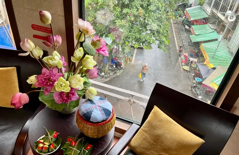 le train 5 portes de Hanoi révèle une autre facette de la capitale