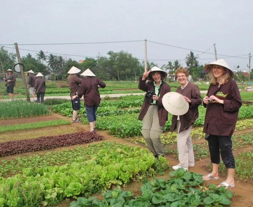 hoi an village artisants