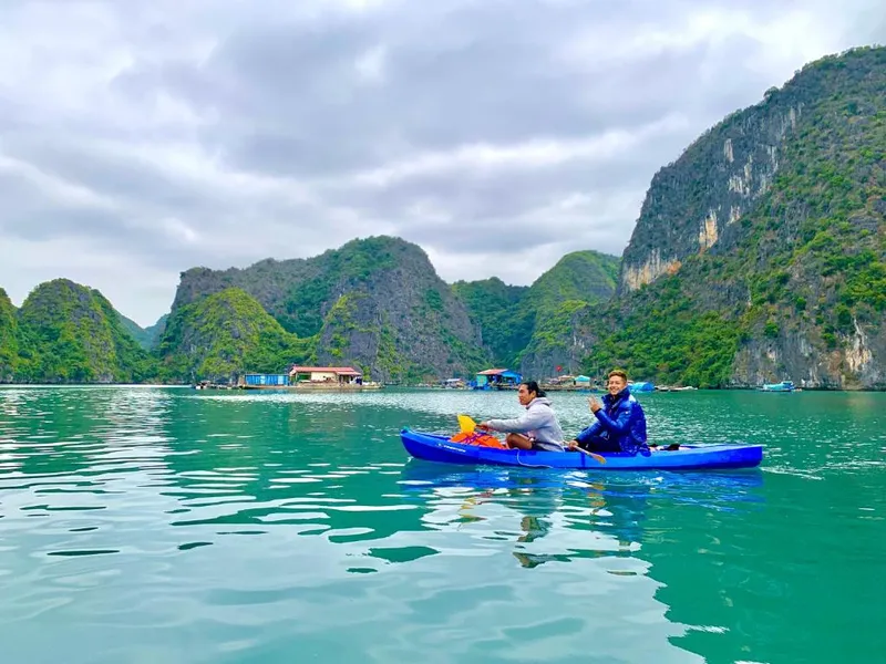 kayar village du viet hai cat ba