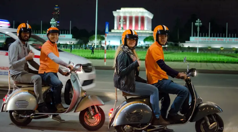 visite en vespa hanoi