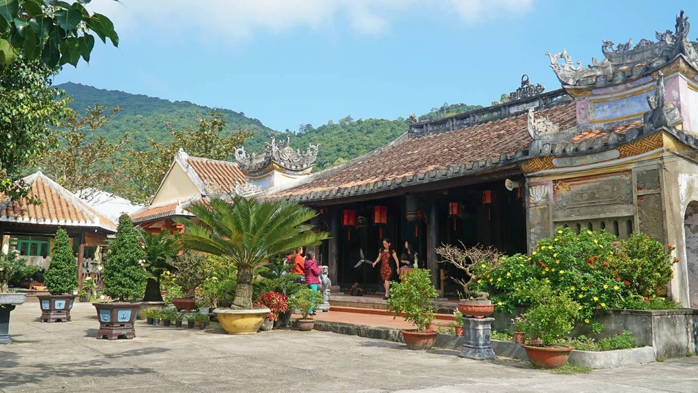 La pagode Hai Tang qui fait la seule pagode de Hoi An &agrave; avoir &eacute;t&eacute; d&eacute;truite par une force de la nature