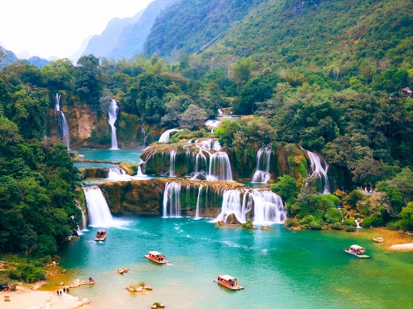 Ban Gioc Waterfall, Cao Bang