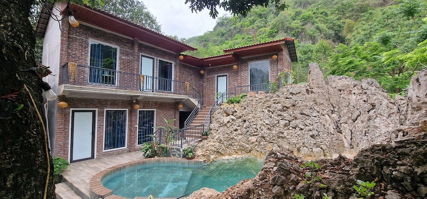 where to stay in mai chau