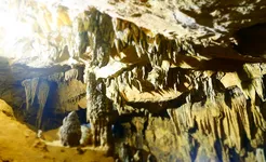 Cao Bang - Nguom Ngao Cave