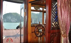 Cat Ba Prince Cruise - Captain cabin
