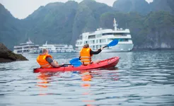 Era Cruise - Kayaking activity