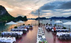 Indochine Cruise - Dinner outdoor