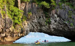 Indochine Cruise - Kayaking
