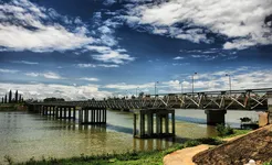 Quang Tri - Hien Luong Bridge