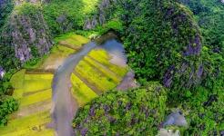 Tam Coc (non copyright)