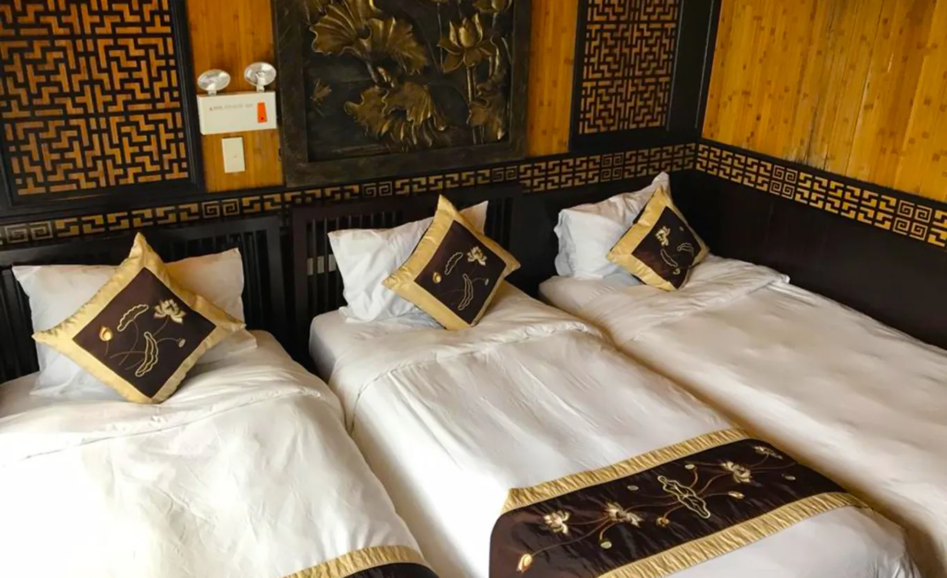 Bai Tho Cruise - triple room