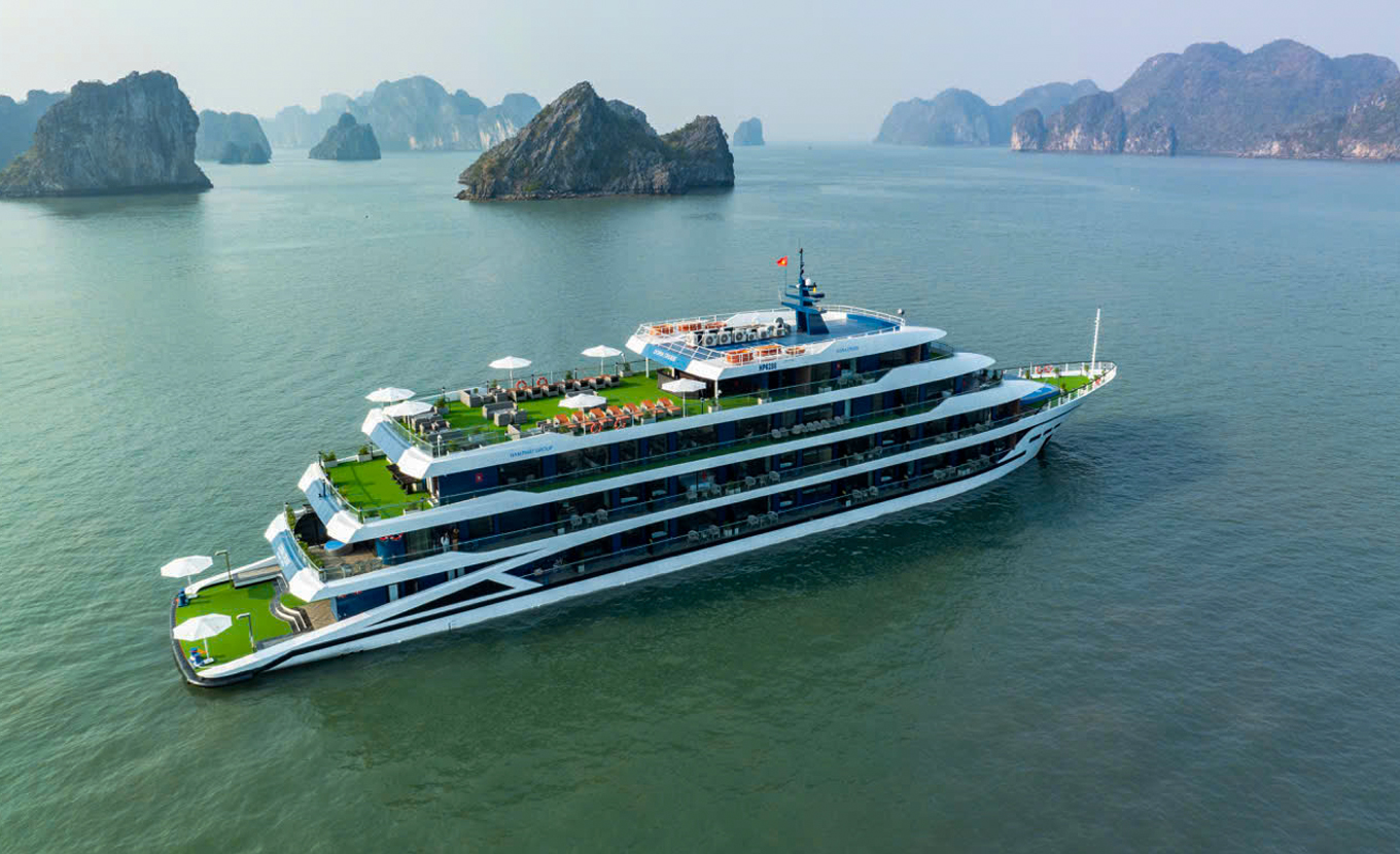 Doria Cruise Lan Ha Bay