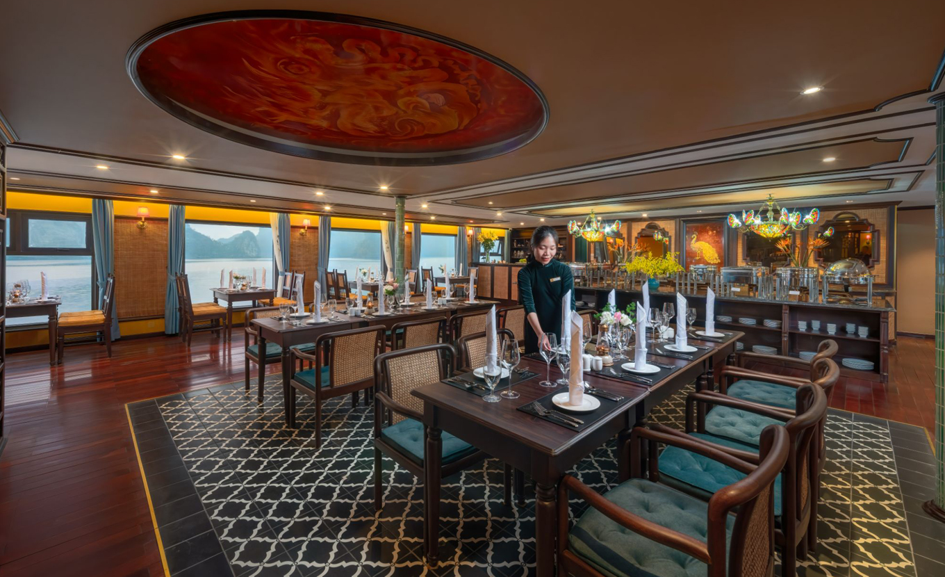 Indochine Grand Cruise Lan Ha - Restaurant