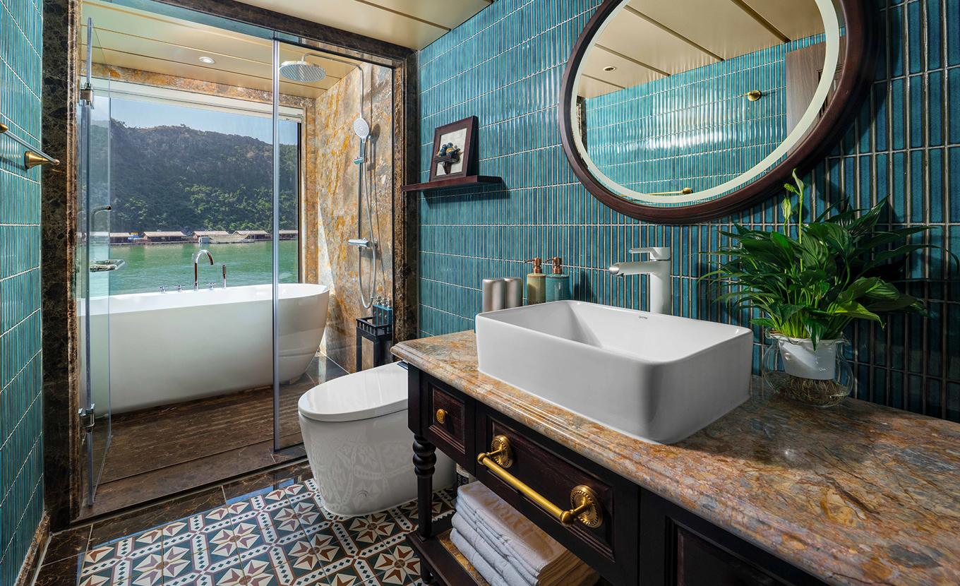 Lyra Grandeur Cruise Lan Ha Bay