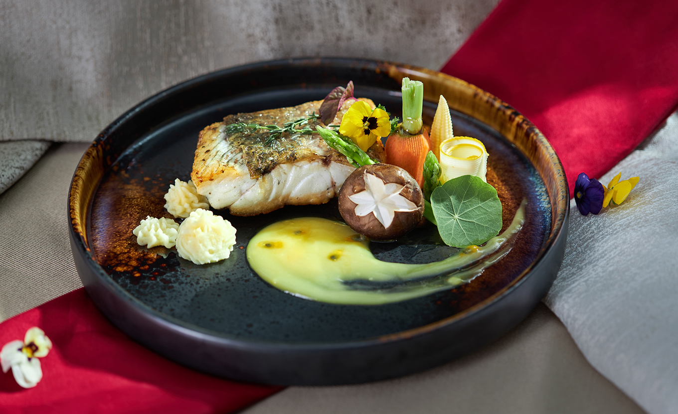 Lyra Grandeur Cruise Lan Ha Bay