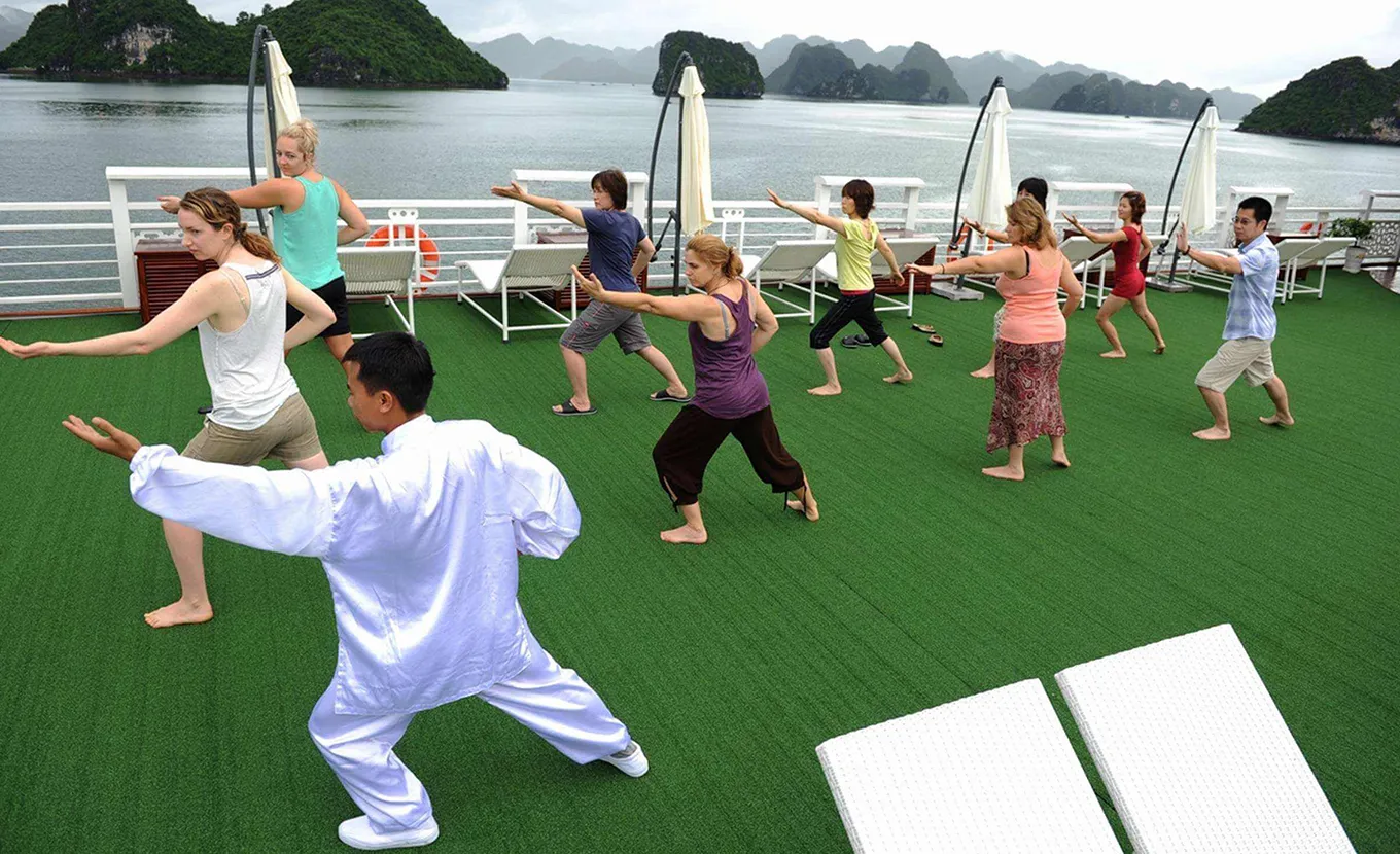 Maya Cruises - Tai Chi