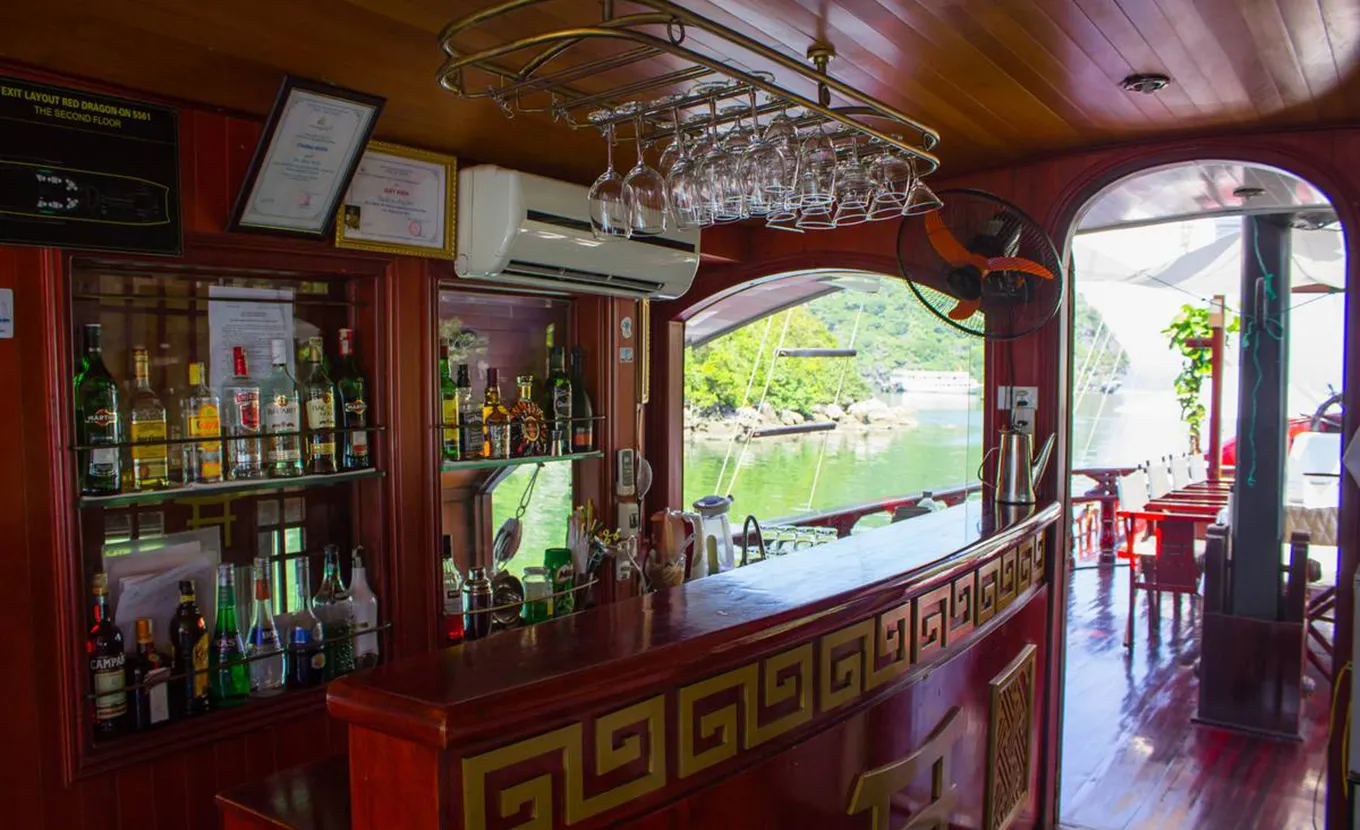 Red Dragon bar