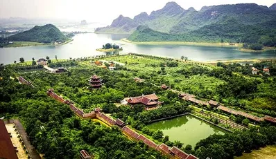 Complexo ecológico de Trang An e pagode Bai Dinh 
