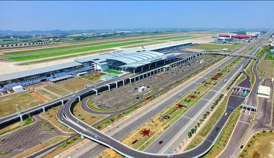 Transferência do aeroporto de Hanói para Baía de Halong ou vice-versa de carro particular