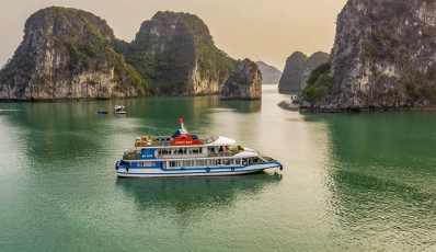 Jonque Cozy Bay Premium | Croisière en baie d'Halong 1 jour