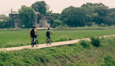 Promenade à vélo dans la campagne de Hanoï