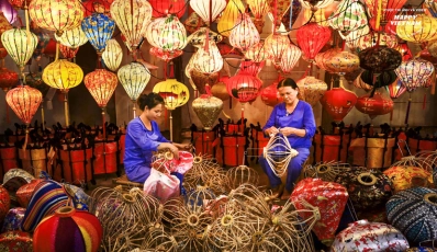 Highlights of Vietnam & Cambodia: Halong to Angkor