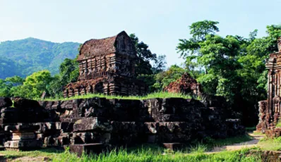 Central Vietnam Tour & beach holiday from Hue | Most popular package
