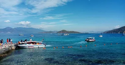 Scoperta della Baia di Nha Trang & dell'isole in motoscafo