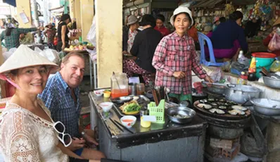 Cuisine de rue à Nha Trang en cyclo