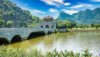 Ninh Binh & Halong Bay Overnight Cruise | Northern Vietnam Highlights