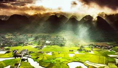 Da Saigon ad Hanoi: Immersione nella bellezza del Vietnam | Tour autentico